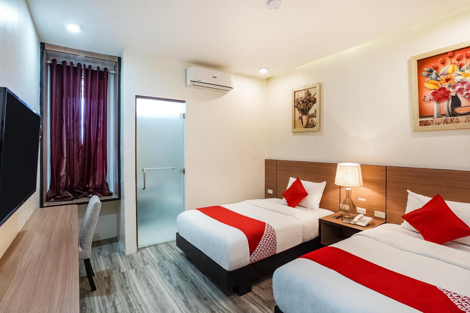 Oyo 489 Casa Mia Hotel Suites General Santos City Exterior photo